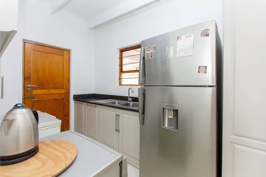 7 Bedroom Property for Sale in Paternoster Western Cape